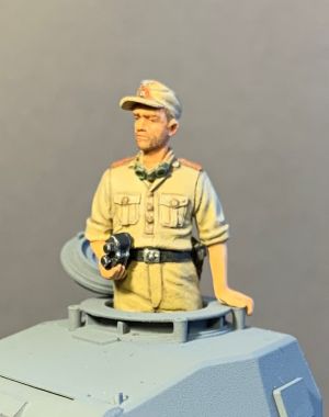 S2KF024 - D.A.K. Tank Commander